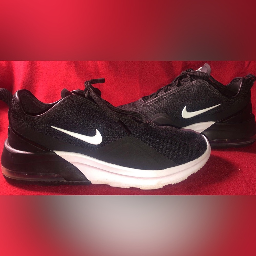 Nike AirMax 270 Women’s Shoes Size 8